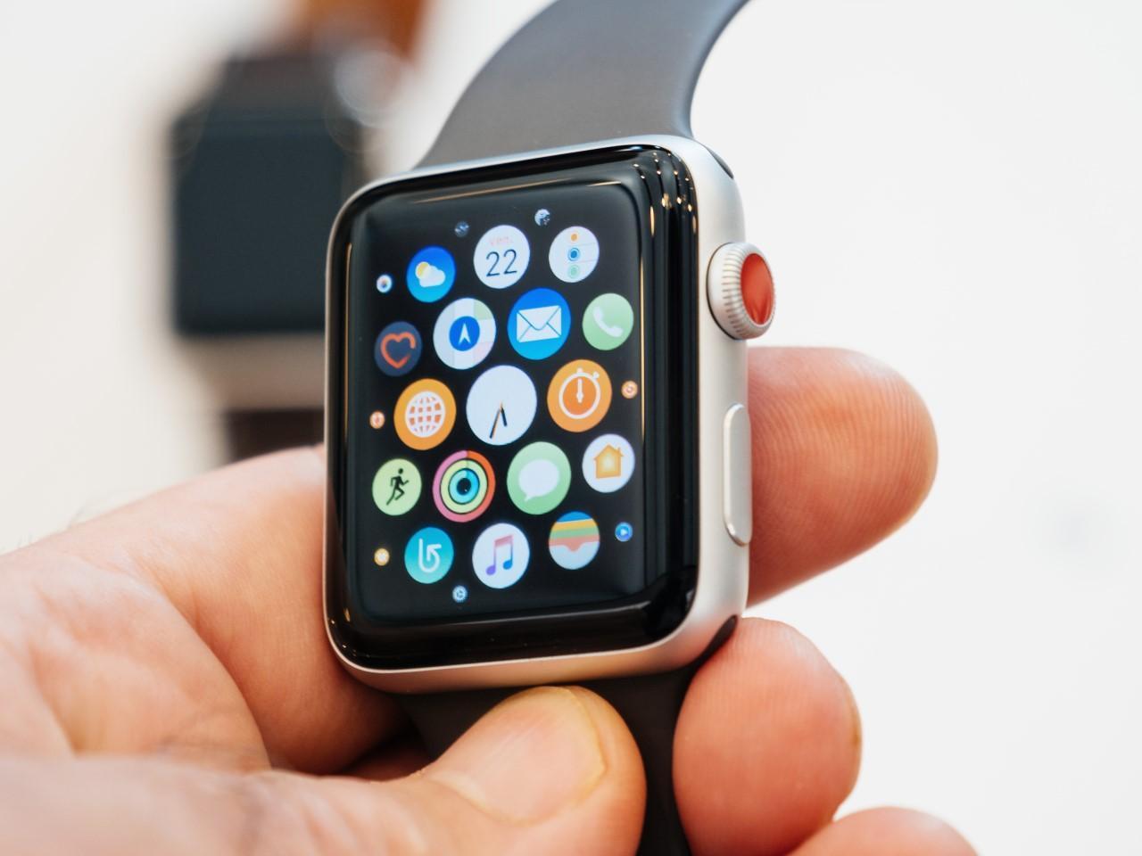 ساعت هوشمند Apple Watch 3